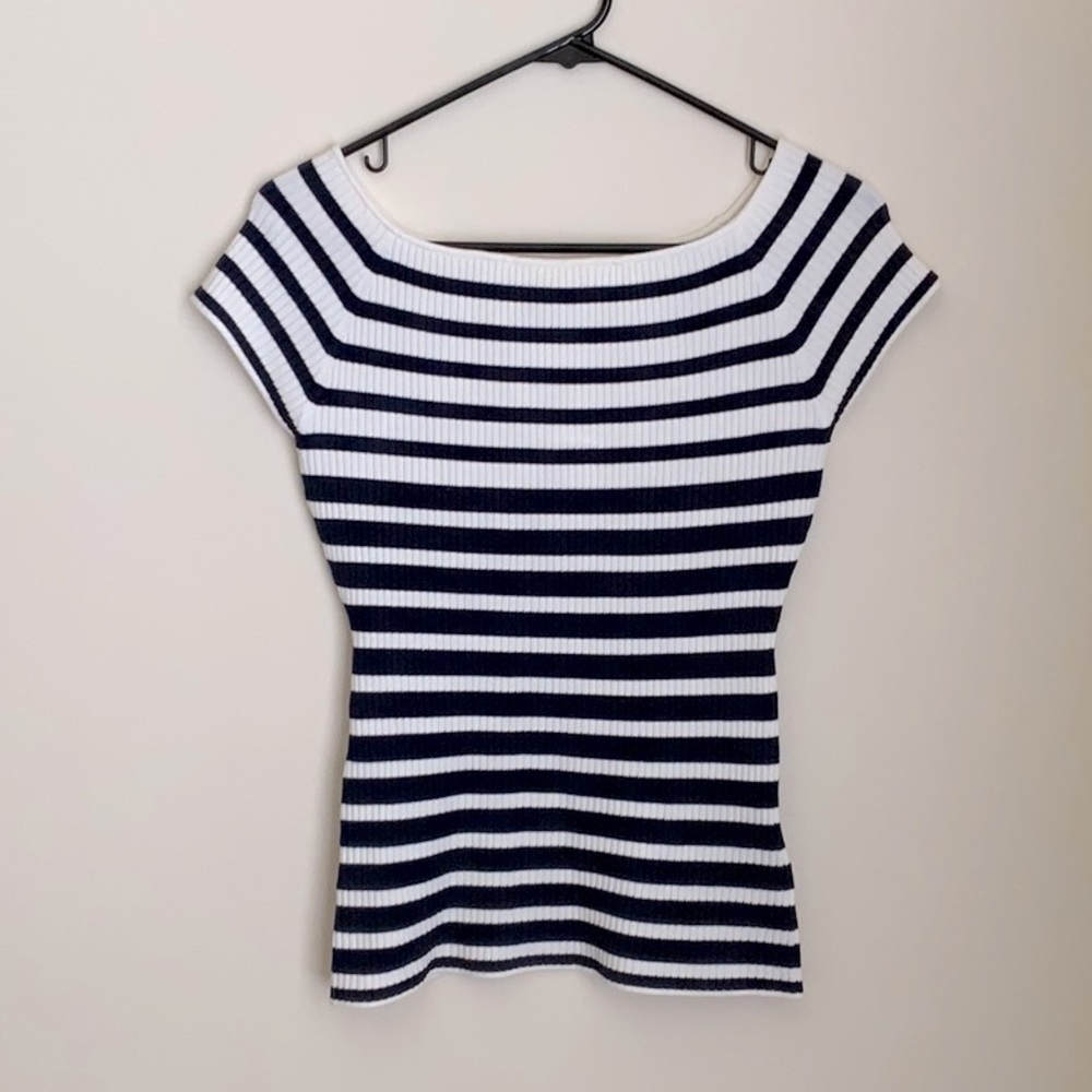 White & navy striped top H&M NWT